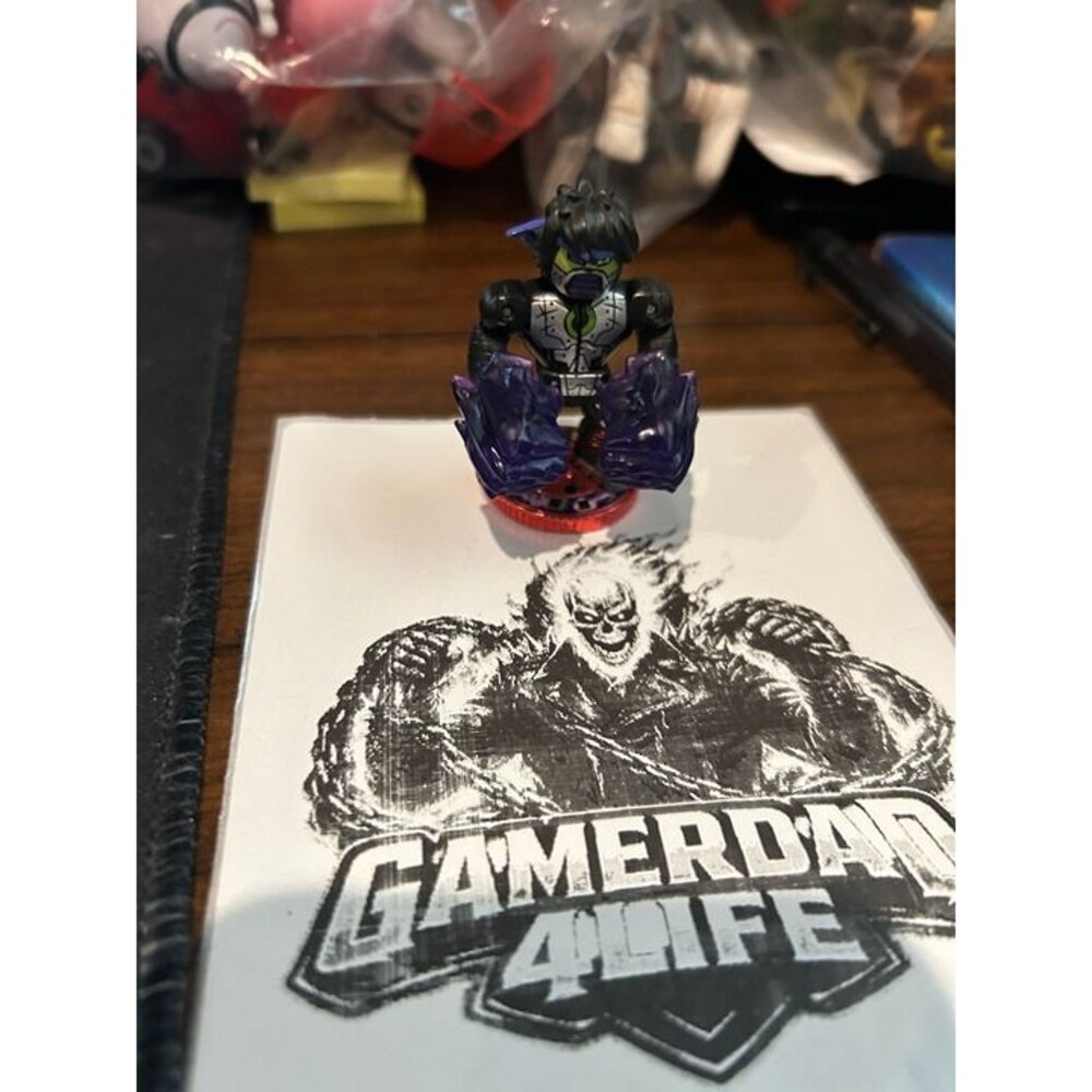 Akedo Ultimate Arcade Warriors Shadow Strike GlitchBlade Figure Series 3 RARE